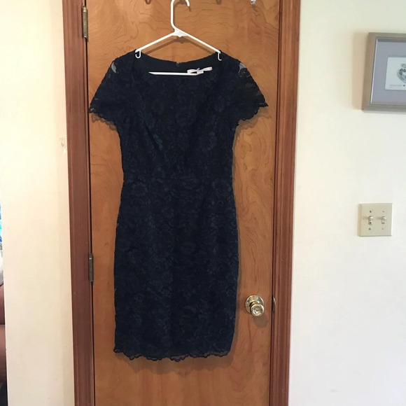 NWOT$398 Diane von Furstenberg DWF Ainsley Floral Lace Black Sheath Dress 4 - Picture 3 of 8